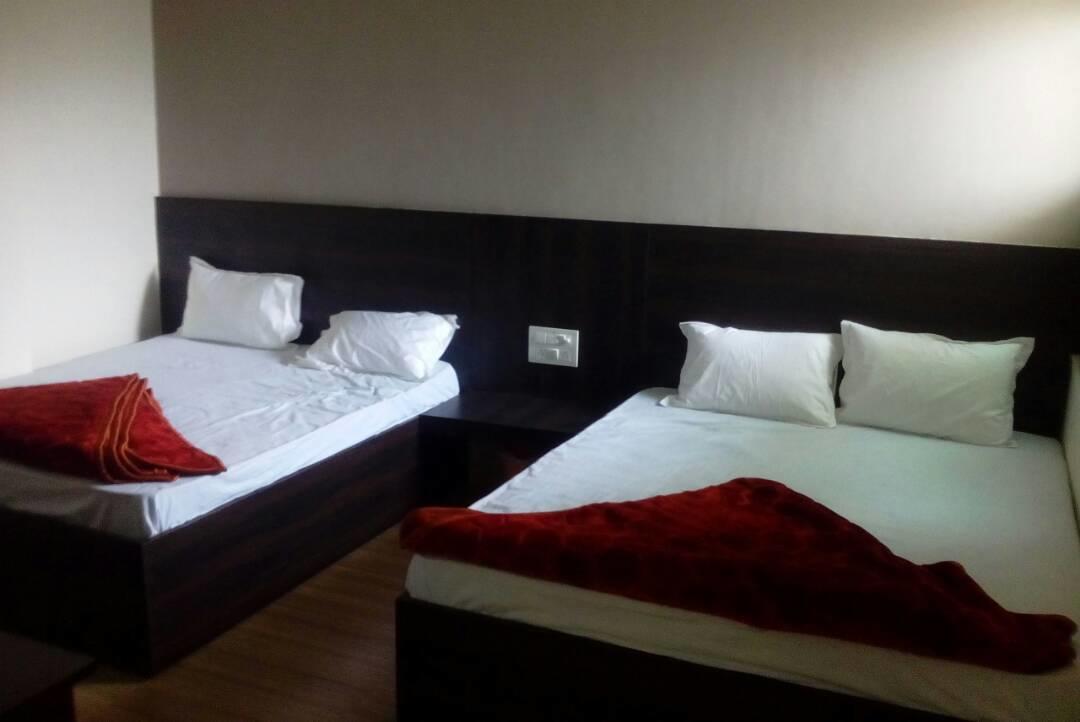 Oyo 60976 Hotel Shree Ji Morena Bagian luar foto