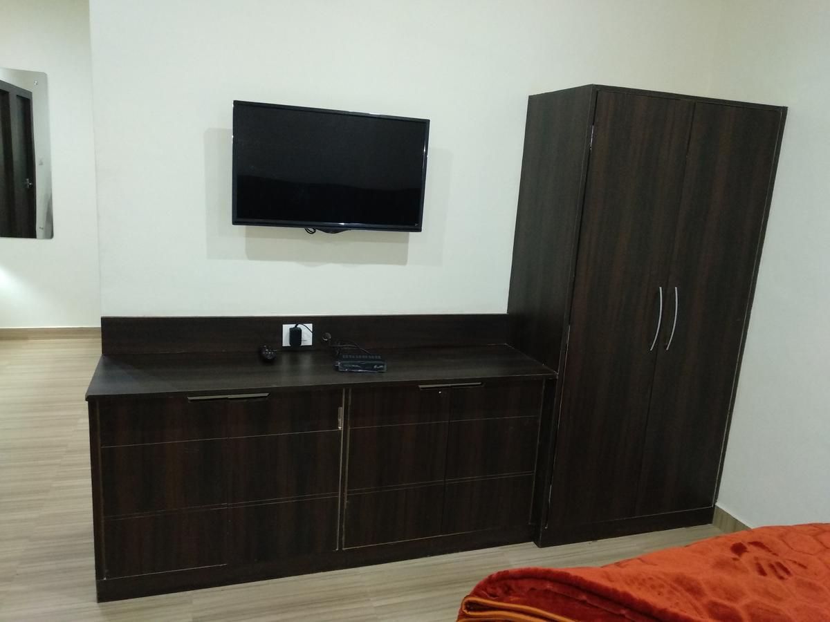 Oyo 60976 Hotel Shree Ji Morena Bagian luar foto